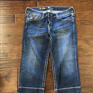 Kut from the Kloth capris.